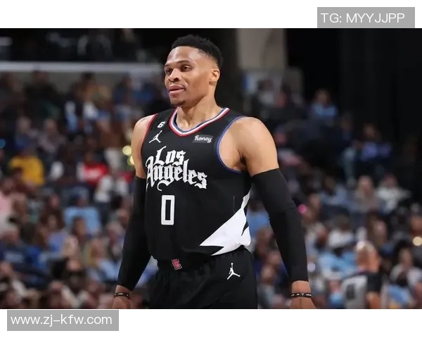 拉塞尔威斯布鲁克的篮球传奇与职业生涯的辉煌历程分析